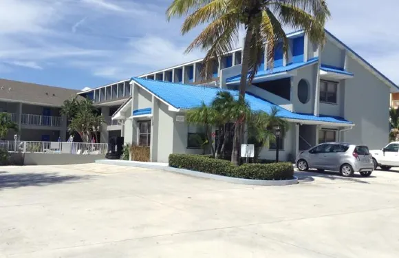 碼頭邊度假酒店