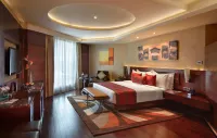 Radisson Blu Kaushambi Delhi NCR - parking