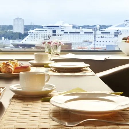 Hotel Astor Kiel by Campanile Отели рядом с достопримечательностью «Причал Шведенкай»