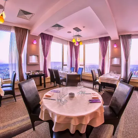 Unirea Hotel & Spa Отели в г. Яссы