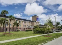 Sleep Inn Miami Airport Отели в г. Хайалиа