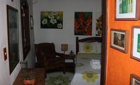 Suites Beija-Flor - Housity