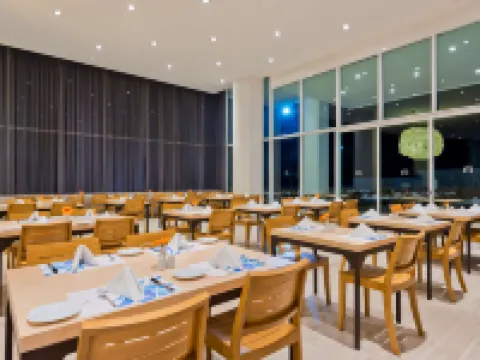 Fiesta Inn Morelia Altozano Hoteles en Morelia