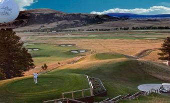 Holiday Inn Spearfish-Convention Center