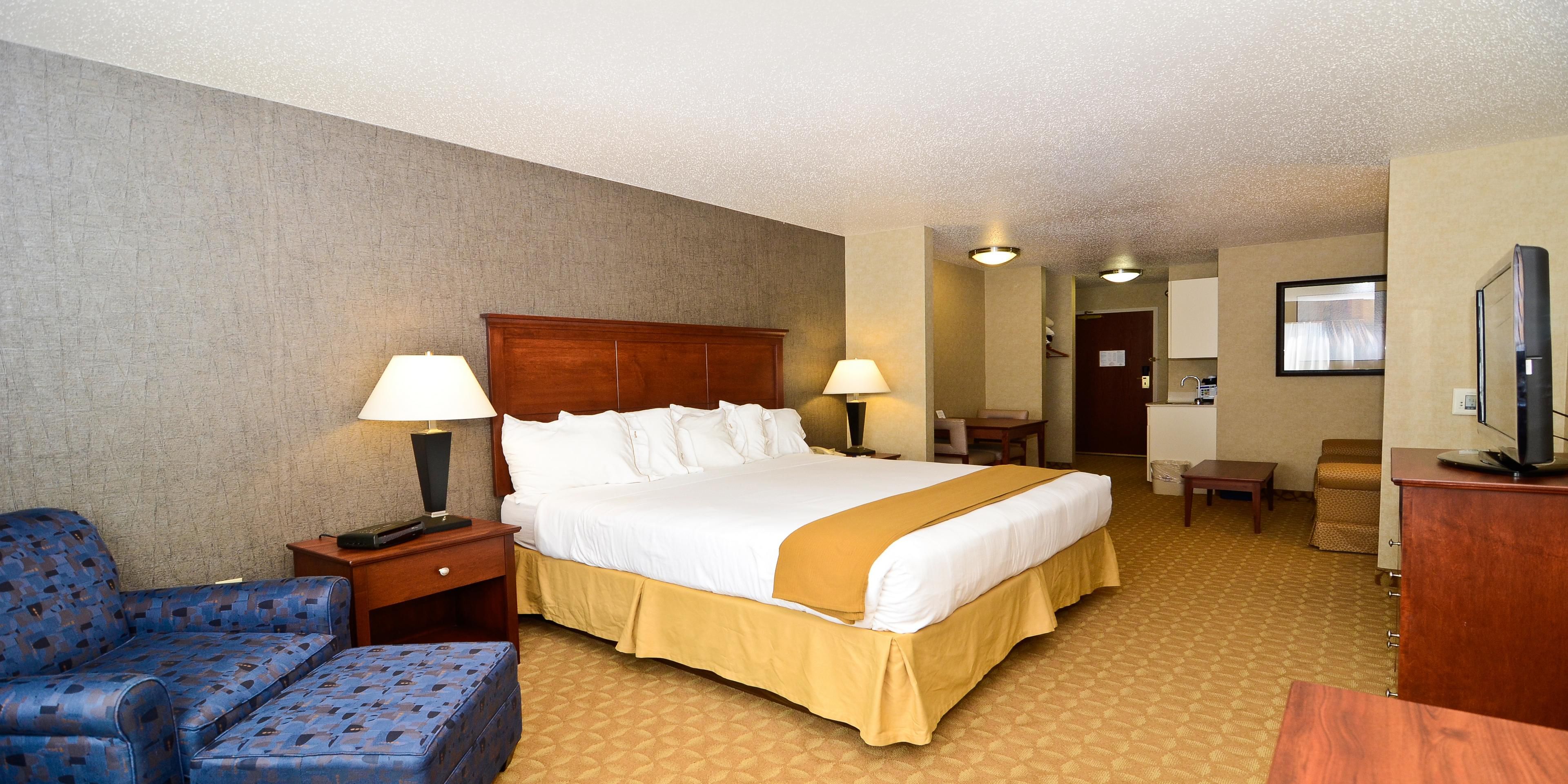 Holiday Inn Express Hotel & Suites Fort Atkinson, an Ihg Hotel