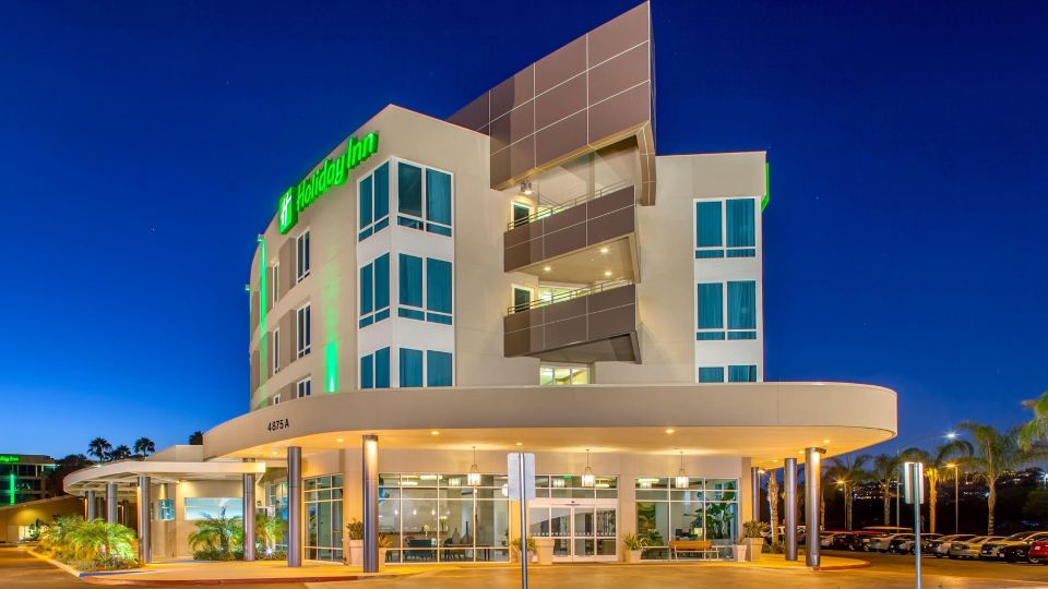 DoubleTree by Hilton San Diego Bayside
