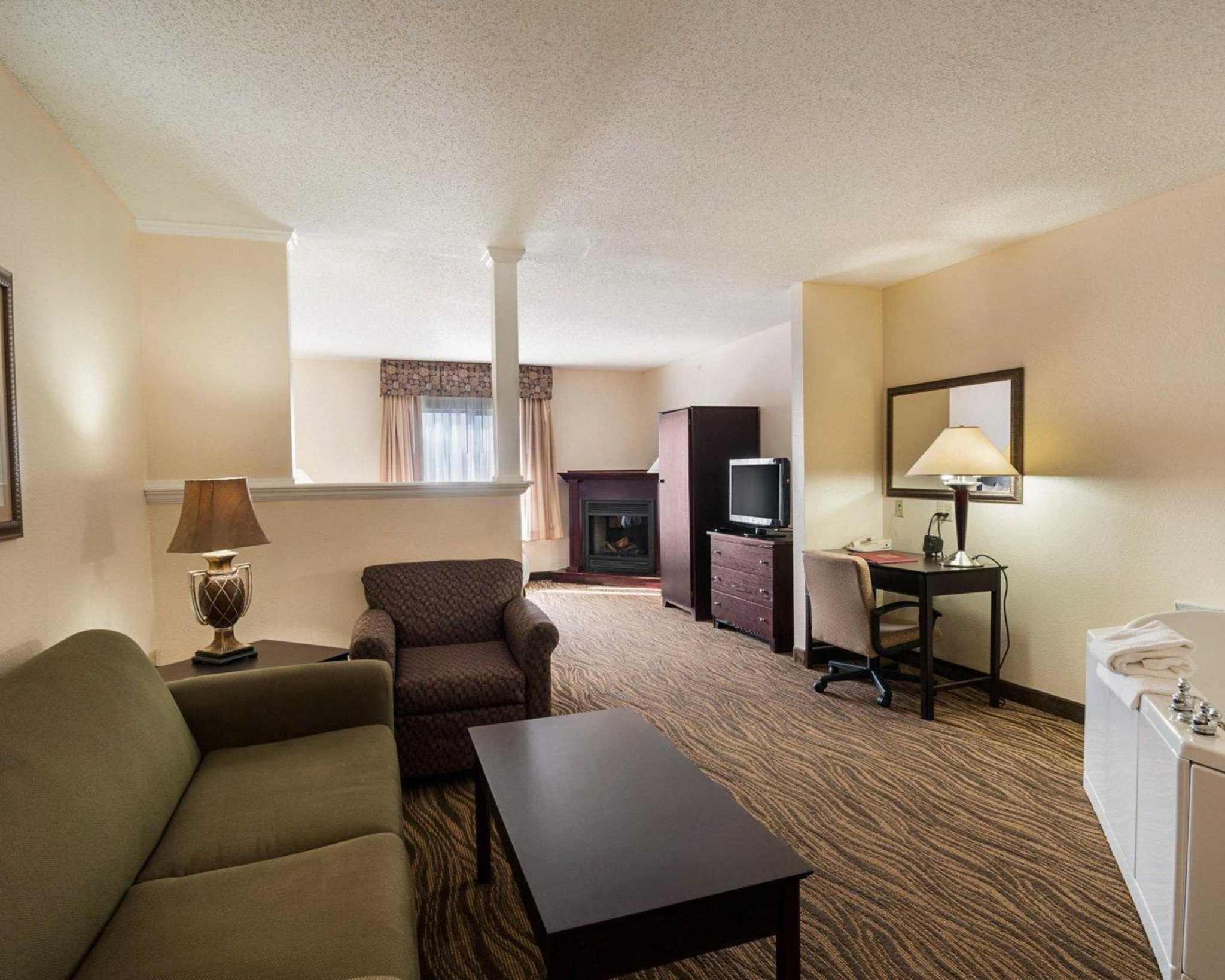 Comfort Suites Abingdon I-81