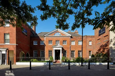 Sir Christopher Wren Hotel Hotels near LEGOLAND® Windsor Resort
