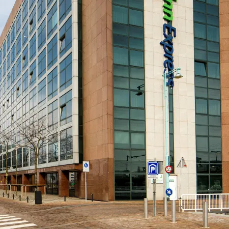 Holiday Inn Express AMSTERDAM - SLOTERDIJK STATION by IHG Отели рядом с достопримечательностью «Осдорп»