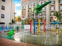 Holiday Inn & Suites ANAHEIM (1 BLK/DISNEYLAND®) by IHG - Resorts