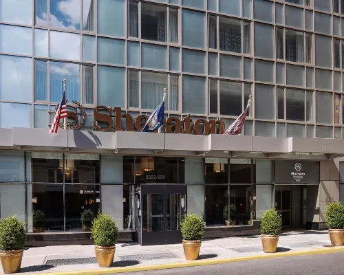 Sheraton Brooklyn New York Hotels near Junior's Cheesecake