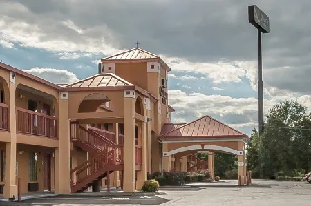 Quality Inn - White House Отели в г. Кросс Плейнс