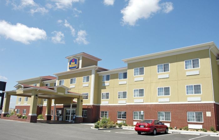 Best Western Presidential Hotel  Suites