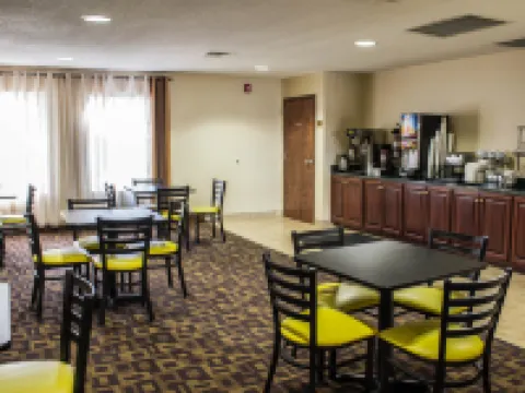Quality Inn High Point - Archdale Hotels in Archdale