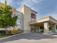 Comfort Suites Medical Center Near Six Flags Hotels near Northwest San Antonio