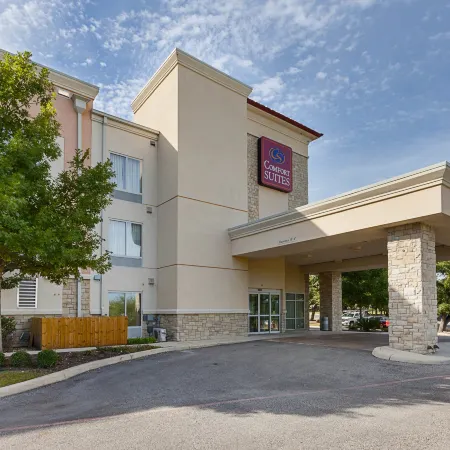 Comfort Suites Medical Center Near Six Flags