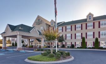 La Quinta Inn & Suites by Wyndham Chattanooga North - Hixson