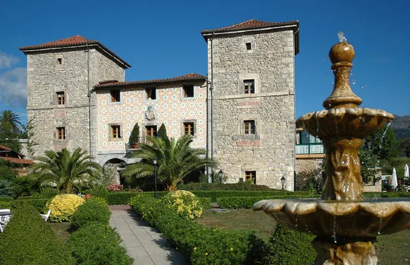 託雷德魯埃加帕拉西奧酒店