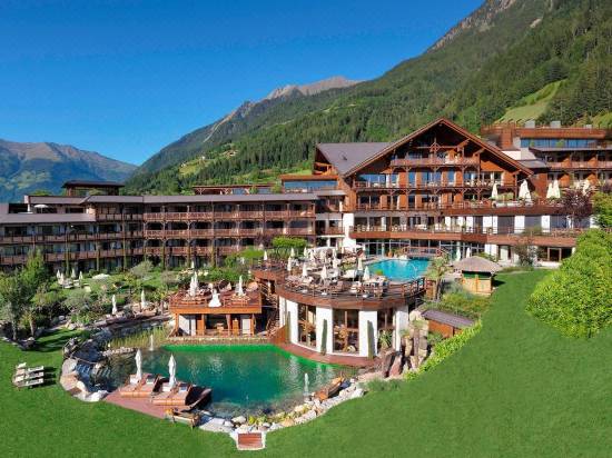 Andreus Resorts-St. Leonhard in Passeier Updated 2022 Room Price-Reviews &  Deals | Trip.com