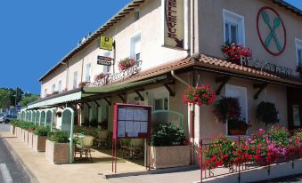 Logis Hôtel Bellevue