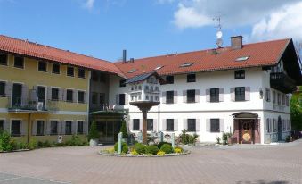 Hotel Neuwirt