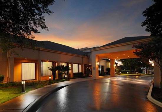 Houston Marriott South At Hobby Airport Room Reviews Photos Houston 21 Deals Price Trip Com