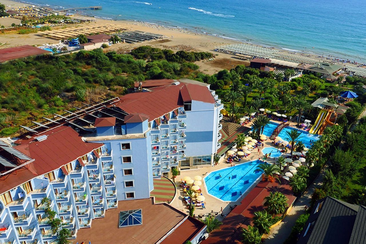 Caretta Beach Hotel