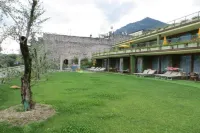 Hotel Alexander Hotels near Banchina panoramica Ciclopedonale da Limone sul Garda a Riva del Garda