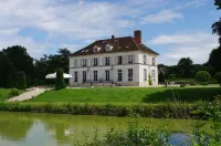 Château de Pommeuse Hotels in Pommeuse