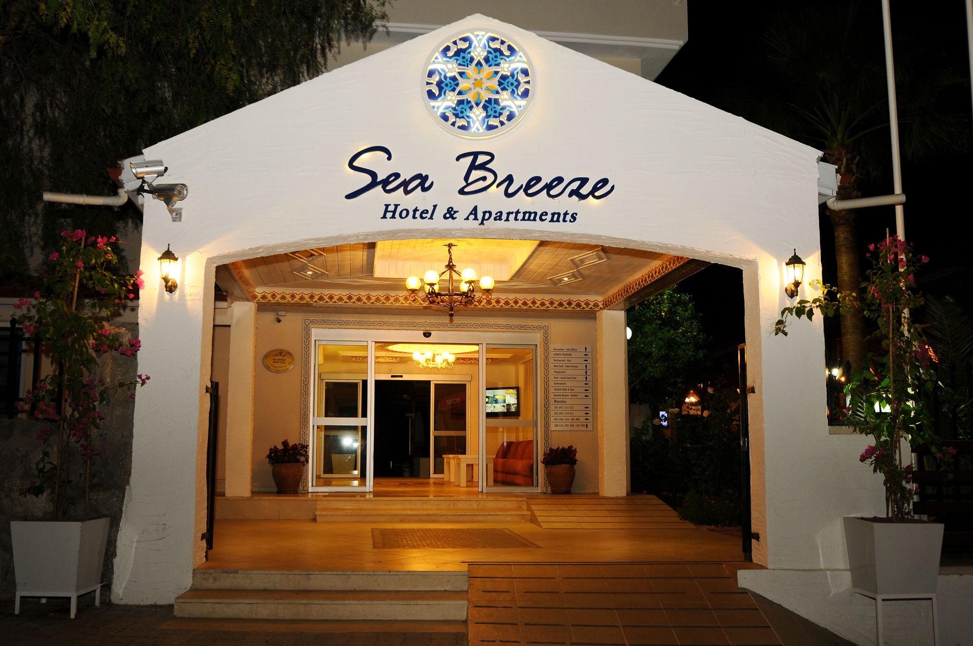 Sea Breeze Hotel and Apartments