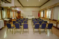 Grand Holiday International Hotel