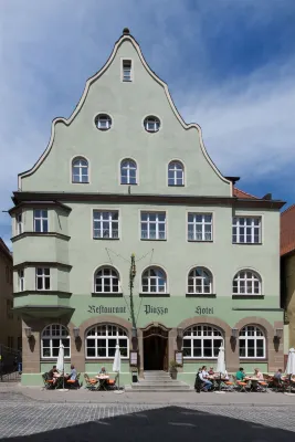 Hotel Piazza Hôtels à : Fichtenau