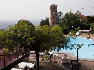 Hotel Castello di Santa Vittoria - Santa vittoria d’alba