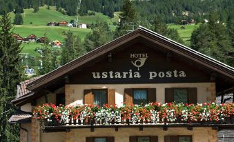 Hotel Ustaria Posta
