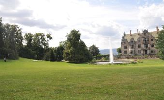 Lovely Holiday Home in the Thuringian Forest with Roof Terrace and Great View