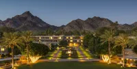 Arizona Biltmore, Lxr Hotels & Resorts Các khách sạn gần GCU Stadium
