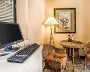 California Inn and Suites Bakersfield