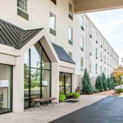 Comfort Inn St Louis - Westport Event Center Hotel Exterior