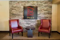 Red Roof Plus+ Chicago - Willowbrook Hotels in Downers Grove Township