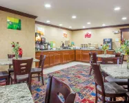 Quality Inn & Suites Hotels in Meriden