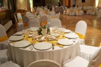 Gran Hotel Vicente Costanera - Breakfast