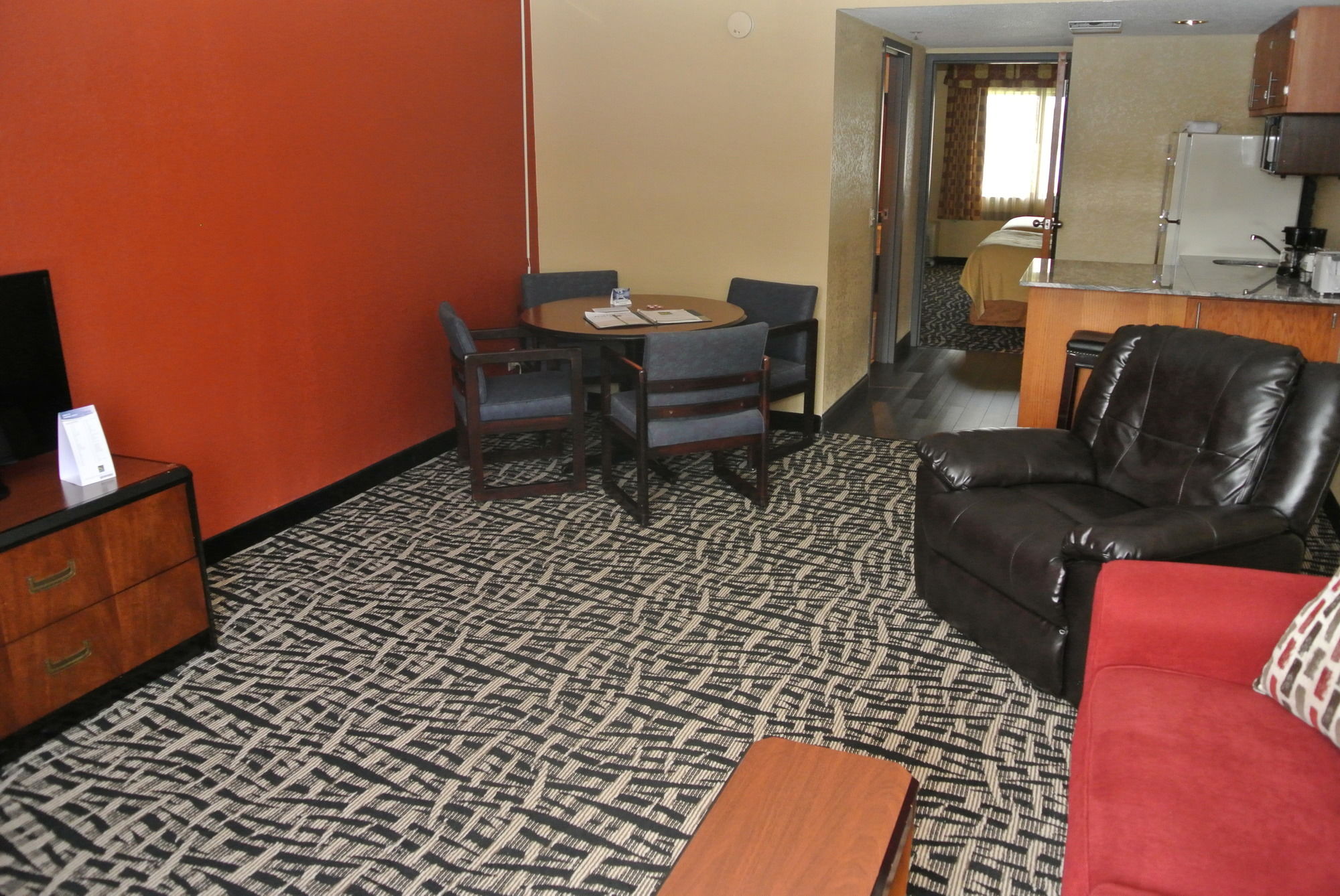 Quality Inn & Suites Mayo Clinic Area