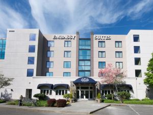 Embassy Suites by Hilton Seattle North Lynnwood