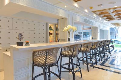 バー リヴァ アルン バンコクの写真