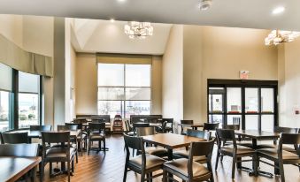 Best Western Plus Cambridge Hotel