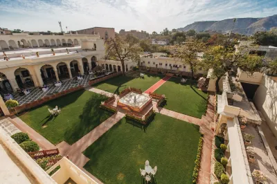 The Raj Palace (Small Luxury Hotels of the World)
