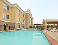 Holiday Inn Express & Suites Carthage Hotels in Carthage