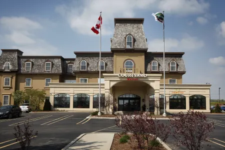 Courtyard Waterloo St. Jacobs