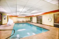 Comfort Inn & Suites Macon North I-75