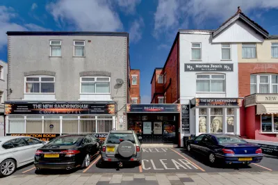 The Sandringham Court Hotel & Apartment-All Groups Welcome Hotels in der Nähe von Blackpool Central Library